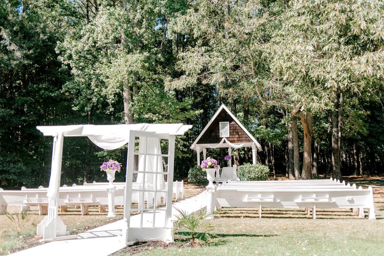 Georgia Palms & Gardens Bed & Breakfast Powder Springs Exterior photo