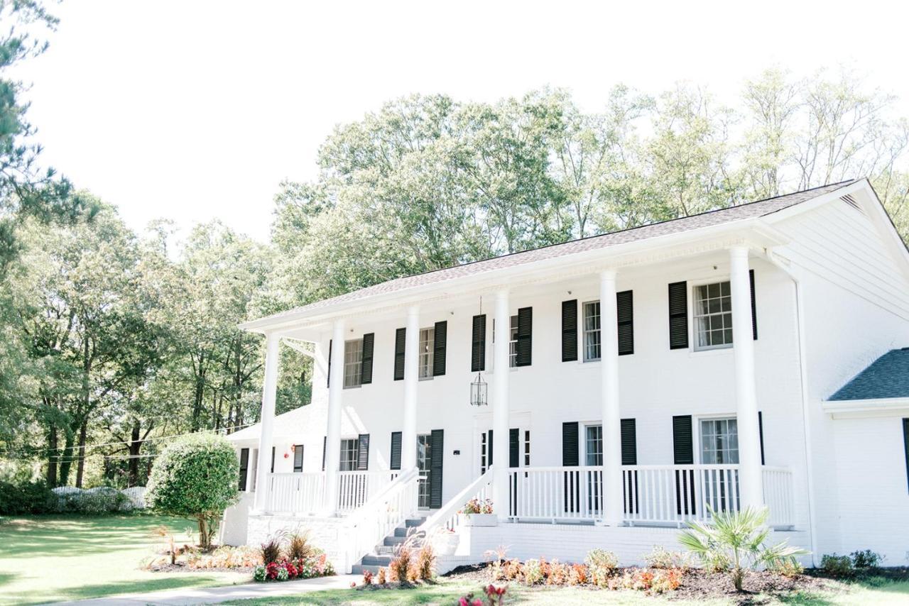 Georgia Palms & Gardens Bed & Breakfast Powder Springs Exterior photo
